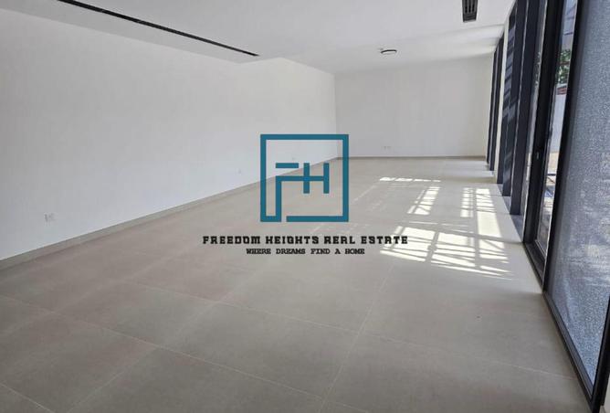 73122346 - صورة العقار 3