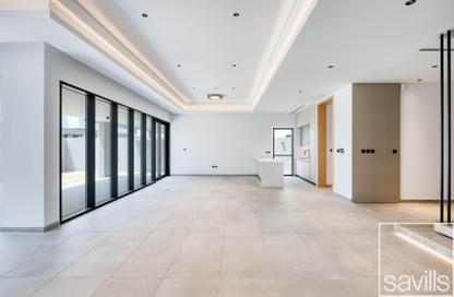 Villa - 4 Bedrooms - 4 Bathrooms for rent in Jumeirah 1 Villas - Jumeirah 1 - Jumeirah - Dubai