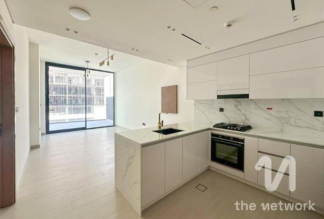 98687109 - Property Image 3