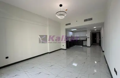 Apartment - 1 Bedroom - 1 Bathroom for rent in Rukan Tower B - Rukan Tower - Rukan - Dubai Land - Dubai