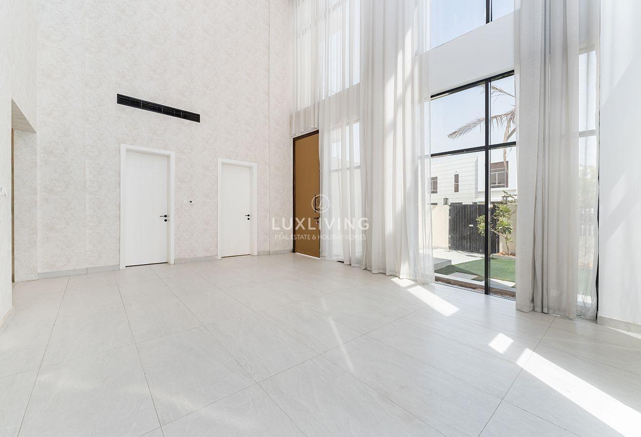 Custome Built | Corner Villa | G+2 photo 4