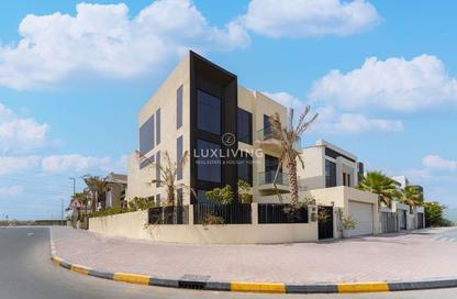 Villa - 5 Bedrooms - 6 Bathrooms for rent in District 1 - Jumeirah Village Triangle - Dubai