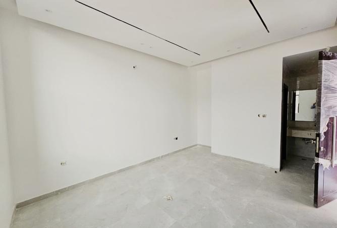 131120021 - Property Image 2