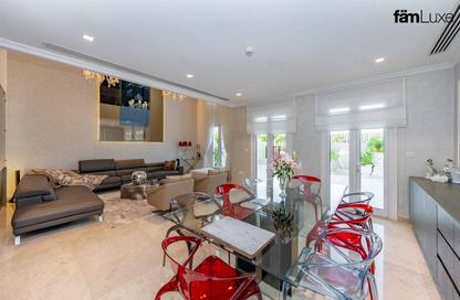 Villa - 3 Bedrooms - 4 Bathrooms for sale in Sur La Mer 1 - Sur La Mer - Jumeirah 1 - Jumeirah - Dubai