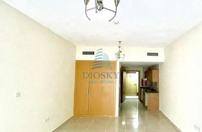 Apartment - Studio - 1 Bathroom for rent in May Residence 1 - May Residence - District 10 - Jumeirah Village Circle - Dubai