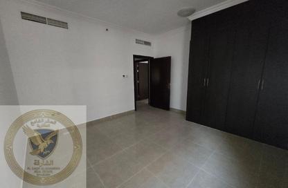 Apartment - 2 Bedrooms - 2 Bathrooms for rent in Al Qulaya'ah - Al Sharq - Sharjah