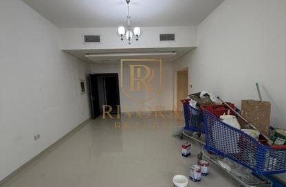 Apartment - 3 Bedrooms - 4 Bathrooms for rent in Arzco Hamriya Building - Al Hamriya - Bur Dubai - Dubai Apartment - 3 Bedrooms - 4 Bathrooms for rent in Arzco Hamriya Building - Al Hamriya - Bur Dubai - Dubai