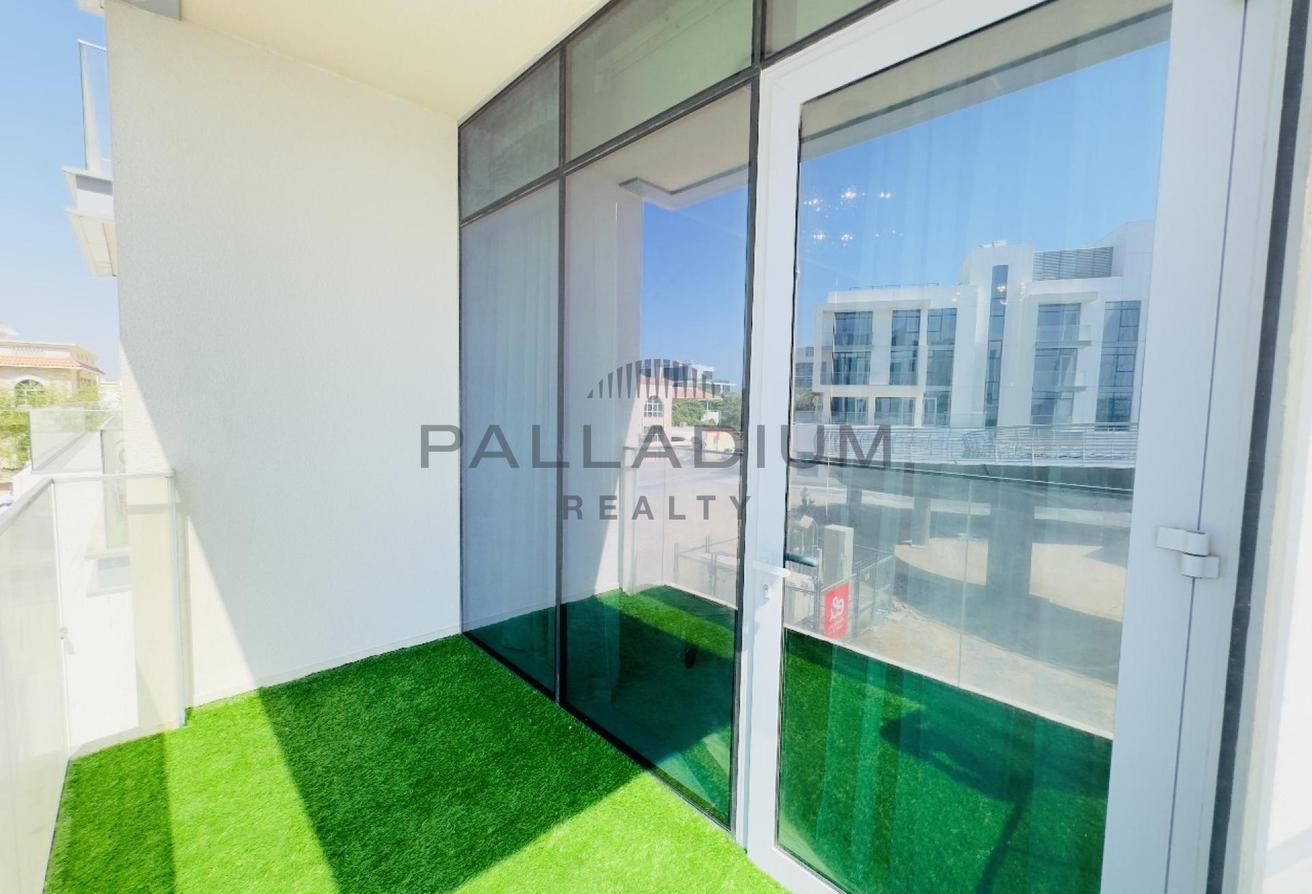 Upgraded Unit | 2BR | Full Canal View photo 13