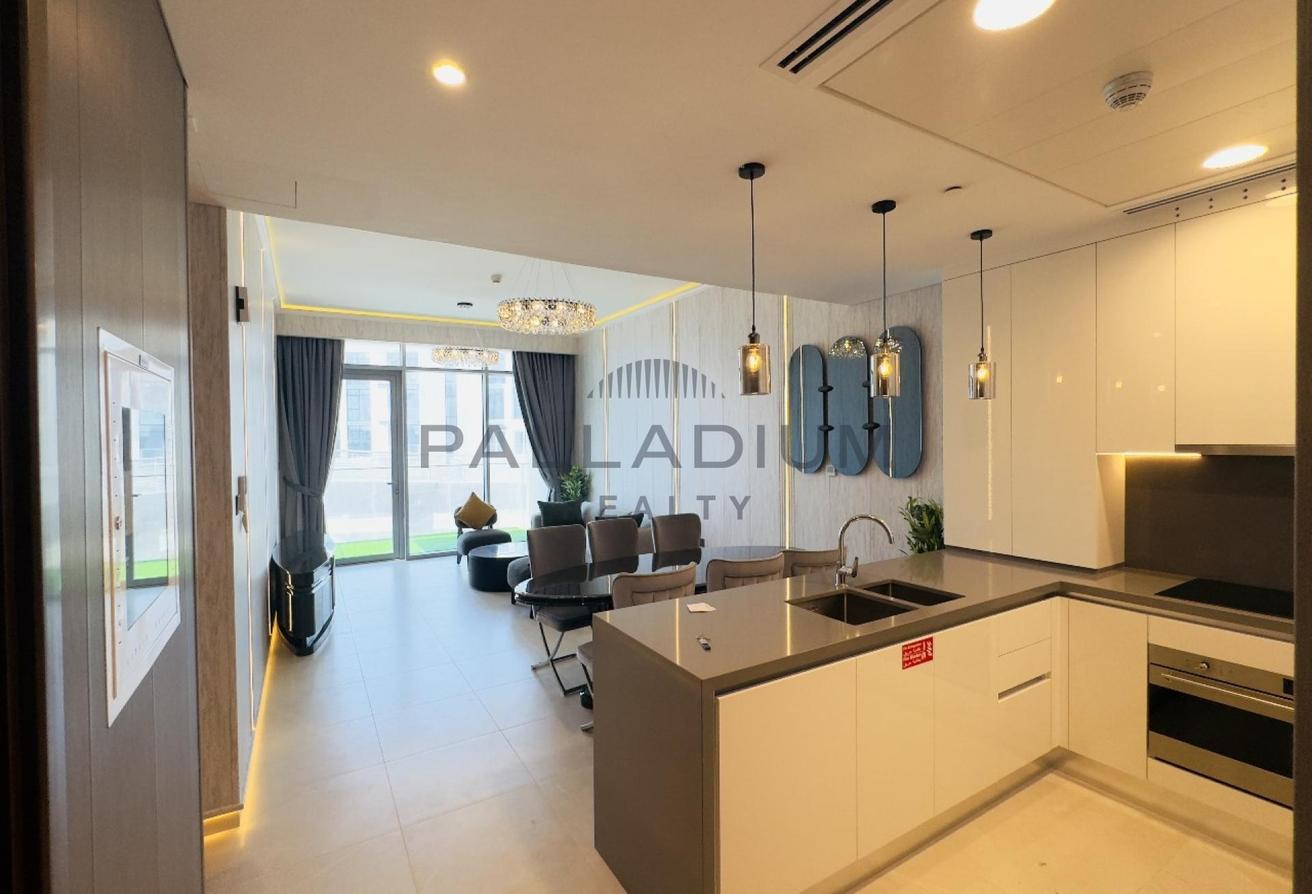 Upgraded Unit | 2BR | Full Canal View photo 5
