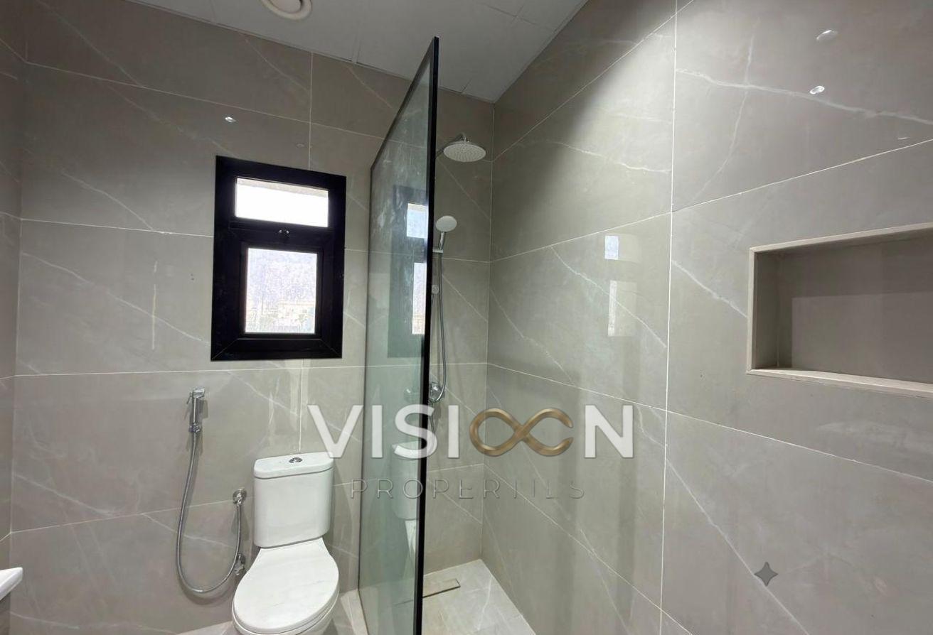 Brand New 5BR Villa l Pool l Modern Design photo 11