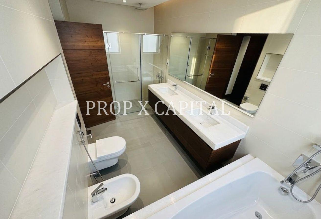 Corner 5BR Villa | Near Entrance | Private Pool photo 8