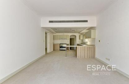 Villa - 5 Bedrooms - 5 Bathrooms for rent in Meadows 4 - Meadows - Dubai