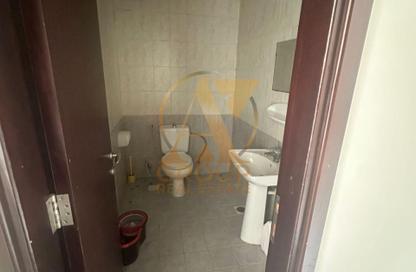 Retail - Studio - 1 Bathroom for rent in Building K03 - Greece Cluster - International City - Dubai