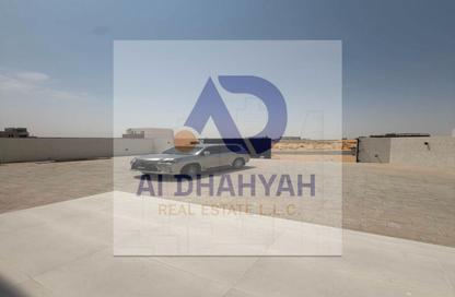 Villa - 7 - 7+ for sale in Rodhat Al Qarat - Al Rowdat Suburb - Sharjah Villa - 7 - 7+ for sale in Rodhat Al Qarat - Al Rowdat Suburb - Sharjah