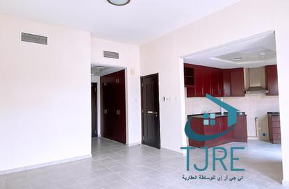 Apartment - Studio - 1 for rent in Building 85 - Mediterranean Cluster - Discovery Gardens - Dubai