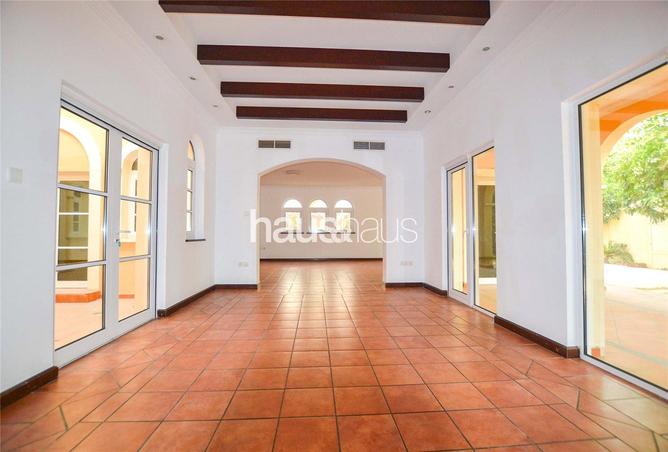 87032087 - Property Image 3