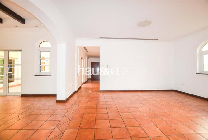 87032087 - Property Image 3