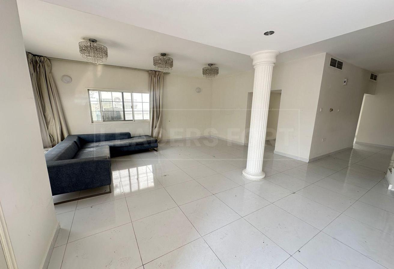 4BR + Maid Villa with Private Pool | Al Safa 2 photo 6