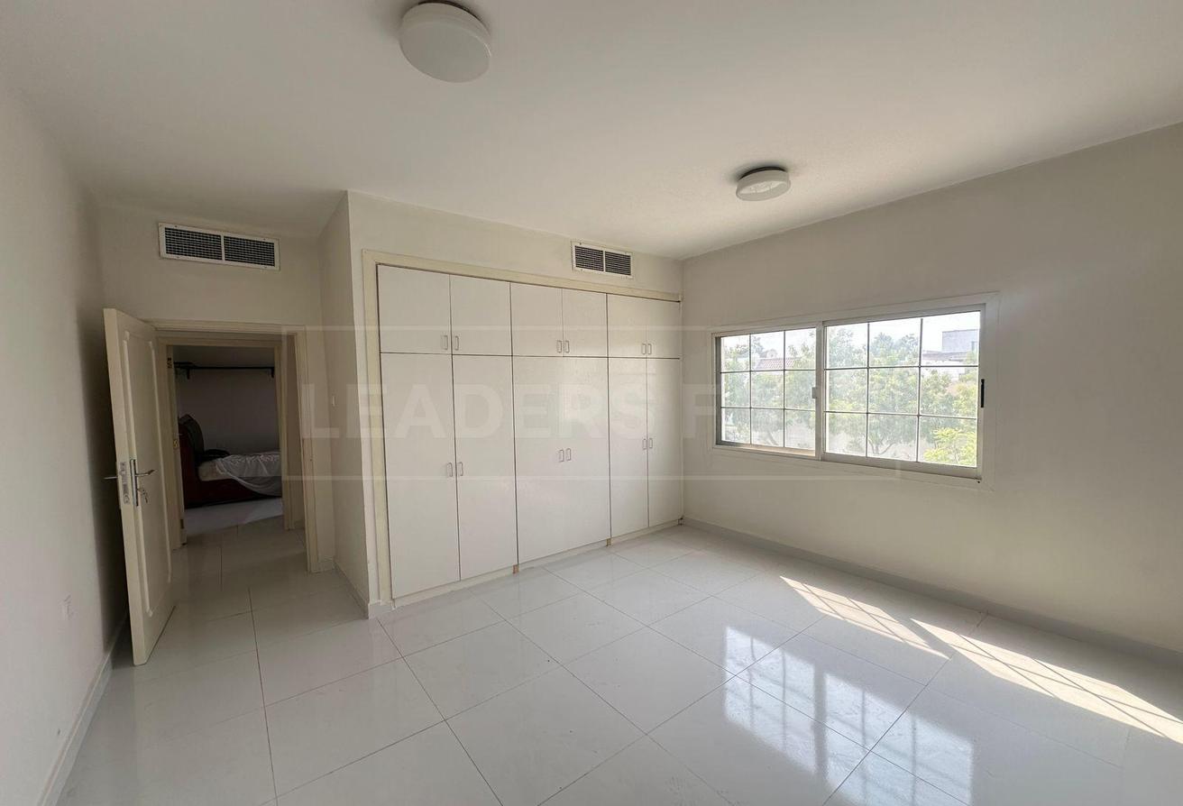 4BR + Maid Villa with Private Pool | Al Safa 2 photo 14