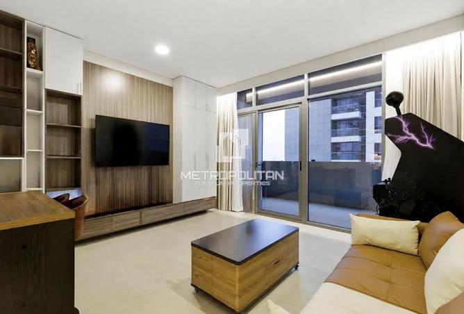 Bright 1BR | Premium Tower | Great Investment