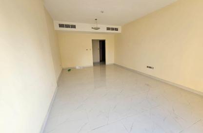 Apartment - 2 Bedrooms - 3 Bathrooms for rent in Qasimia 13 building - Al Nad - Al Qasimia - Sharjah