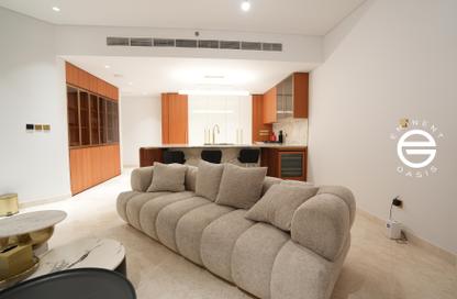 Apartment - 2 Bedrooms - 4 Bathrooms for rent in Ellington Beach House - The Crescent - Palm Jumeirah - Dubai