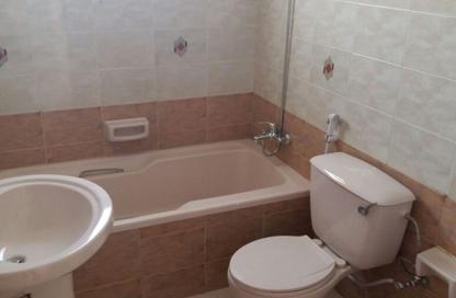 Apartment - 1 Bedroom - 1 Bathroom for rent in Al Ateek Tower 1 - Al Shuwaiheen - Sharjah