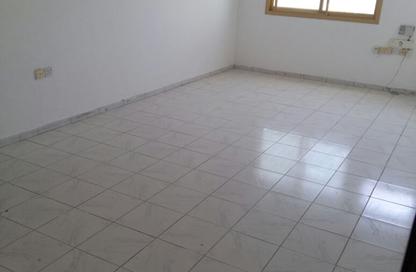 Apartment - 1 Bedroom - 1 Bathroom for rent in Al Ateek Tower 1 - Al Shuwaiheen - Sharjah Apartment - 1 Bedroom - 1 Bathroom for rent in Al Ateek Tower 1 - Al Shuwaiheen - Sharjah