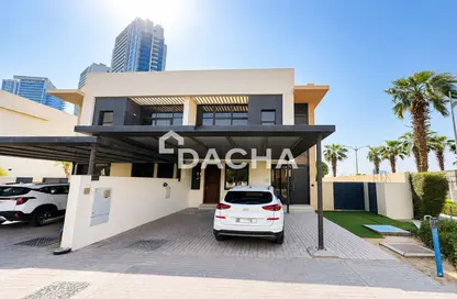 Villa - 3 Bedrooms - 5 Bathrooms for rent in Brookfield - Damac Hills - Dubai