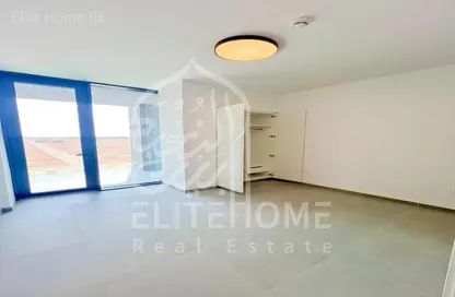 Apartment - 2 Bedrooms - 3 Bathrooms for sale in Tiraz - Naseej District - Aljada - Sharjah