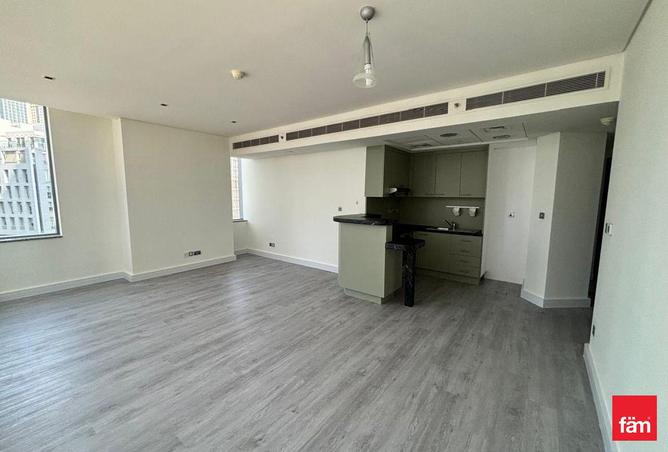 76981961 - Property Image 3