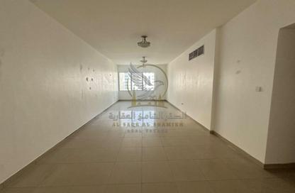 Apartment - 2 - 3 for rent in Al Majaz 2 - Al Majaz - Sharjah Apartment - 2 - 3 for rent in Al Majaz 2 - Al Majaz - Sharjah