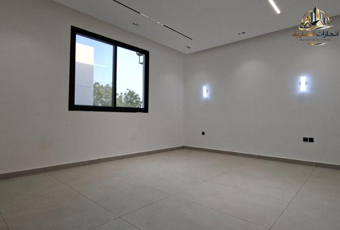 131102021 - Property Image 3