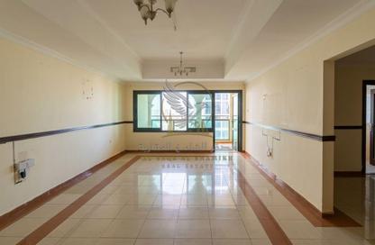 Apartment - 2 Bedrooms - 3 Bathrooms for rent in Al Mujarrah - Al Sharq - Sharjah