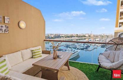 Apartment - Studio - 1 Bathroom for rent in Palm Views East - Palm Views - Palm Jumeirah - Dubai