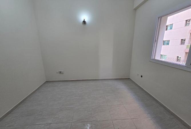 99554627 - Property Image 2