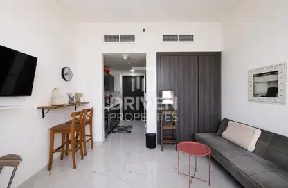 Apartment - 1 Bathroom for rent in Time 1 - Dubai Land Residence Complex - Dubai