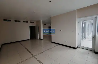 Apartment - 3 Bedrooms - 4 Bathrooms for rent in Baynuna Tower 2 - Corniche Road - Abu Dhabi