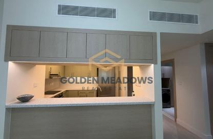 Apartment - 2 Bedrooms - 2 Bathrooms for rent in Travo Tower B - Travo - The Views - Dubai