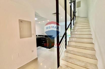 Villa - 3 Bedrooms - 4 Bathrooms for rent in Arabian Style - Al Reef Villas - Al Reef - Abu Dhabi