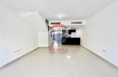 Villa - 3 Bedrooms - 4 Bathrooms for rent in Arabian Style - Al Reef Villas - Al Reef - Abu Dhabi Villa - 3 Bedrooms - 4 Bathrooms for rent in Arabian Style - Al Reef Villas - Al Reef - Abu Dhabi