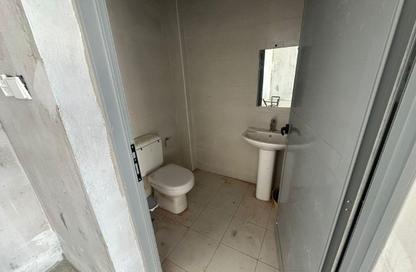 Warehouse - Studio - 1 Bathroom for rent in Al Jurf 3 - Al Jurf - Ajman Downtown - Ajman
