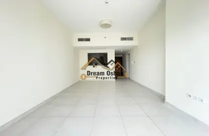 Apartment - 2 Bedrooms - 3 Bathrooms for rent in Al Waleed Garden 1 - Al Waleed Garden - Al Jaddaf - Dubai