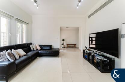 Villa - 3 Bedrooms - 4 Bathrooms for sale in Maeen 3 - Maeen - The Lakes - Dubai