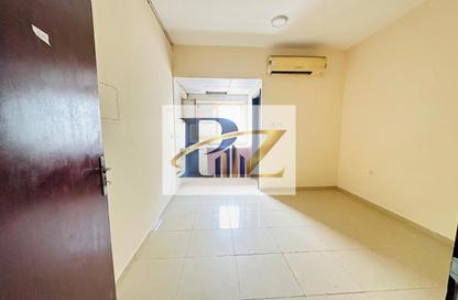 Apartment - Studio - 1 for rent in Muwailih Building - Muwaileh - Sharjah