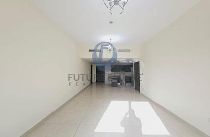 Apartment - 1 Bedroom - 2 Bathrooms for rent in Al Durrah 7 Jadaf Building - Al Jaddaf - Dubai