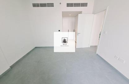 Apartment - 2 Bedrooms - 3 Bathrooms for rent in The Boulevard 1 - Aljada - Sharjah