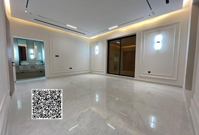 119728017 - Property Image 3