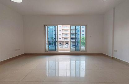 Apartment - 2 Bedrooms - 2 Bathrooms for rent in Al Reef Downtown - Al Reef - Abu Dhabi