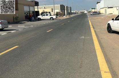Warehouse - Studio - 4 for sale in Al Jlail - Al Sajaa - Sharjah